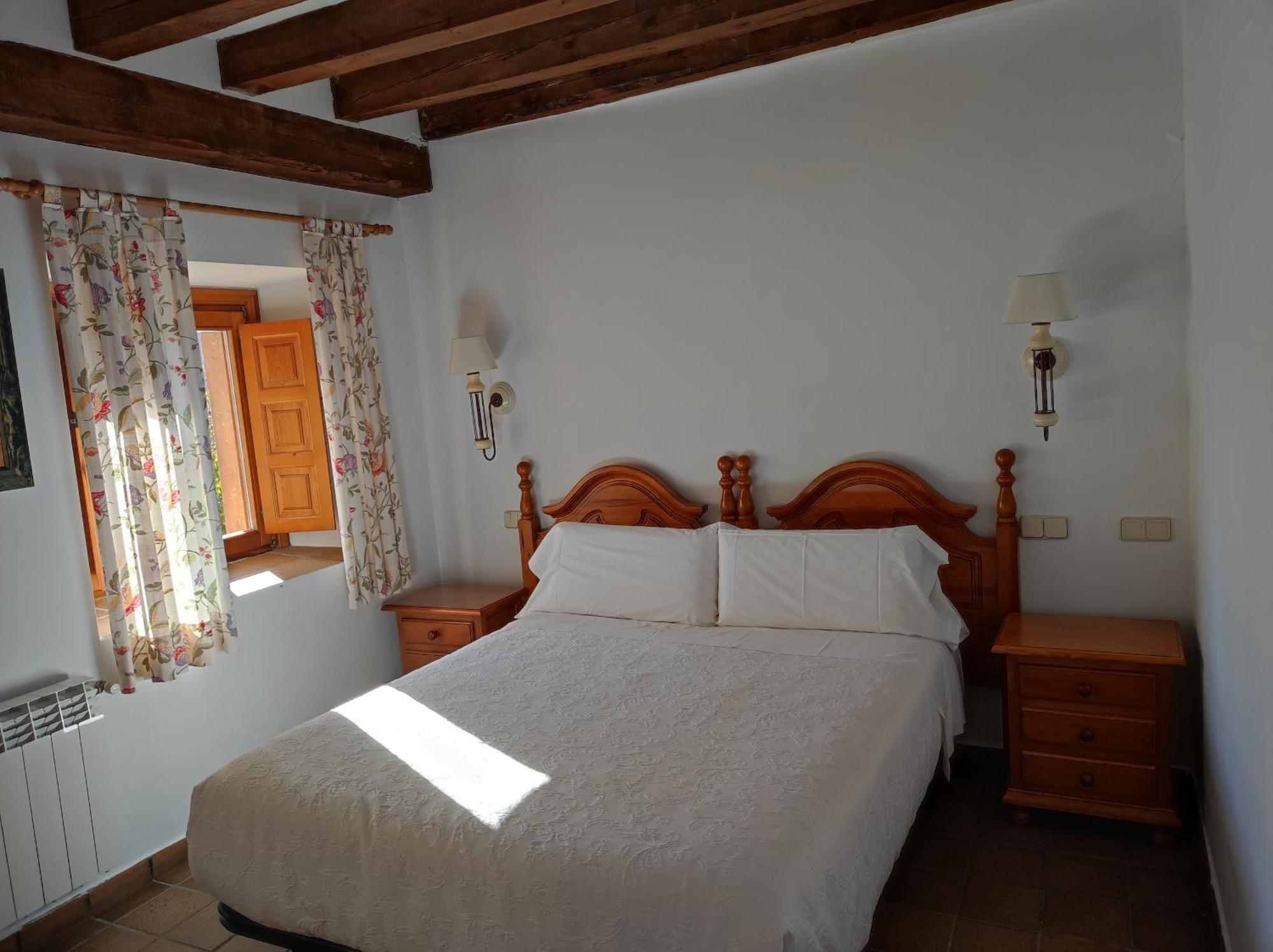 Hostal Posada La Panadera Sepulveda Luaran gambar
