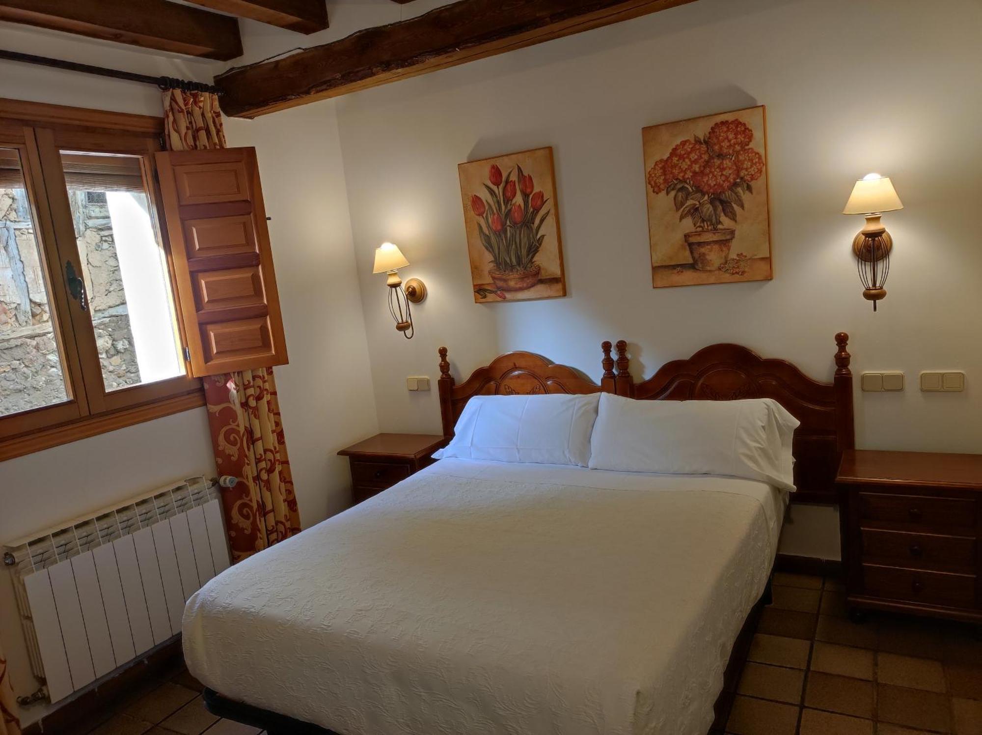 Hostal Posada La Panadera Sepulveda Luaran gambar