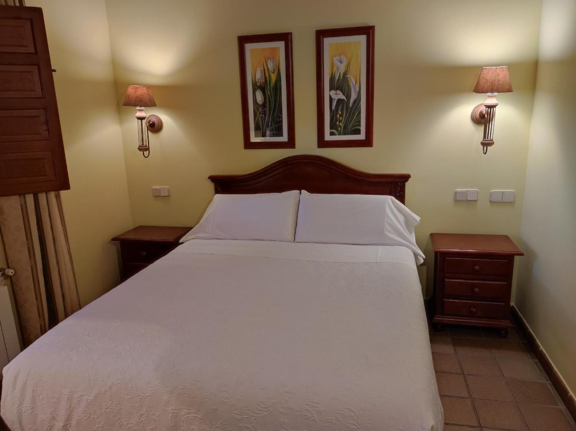 Hostal Posada La Panadera Sepulveda Luaran gambar