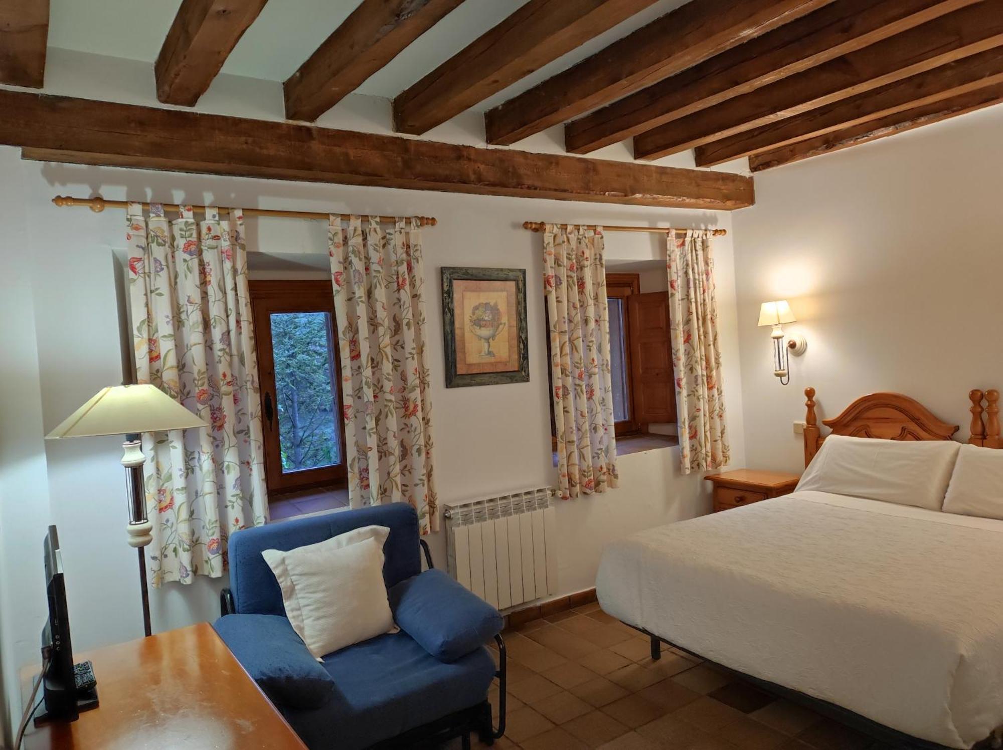 Hostal Posada La Panadera Sepulveda Luaran gambar